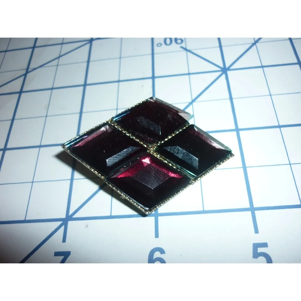 Vintage Geometric Diamond‎ Brooch Burgundy Green Glass Gold Tone Art Deco Style